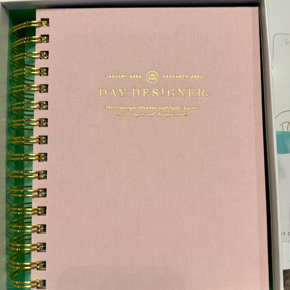Day Designer 2024 Mini Daily Planner: Peony Bookcloth with Emily Ley extras* - Picture 10 of 12